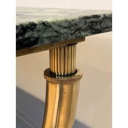 Table Basse Néoclassique en Laiton à Plateau de Marbre Vert par Raymond Subes, Travail Français, Vers 1940