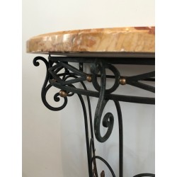 Rare Petite Console Demi-Lune en Fer Forgé à Décors de Feuilles et Flèches et Plateau de Marbre, Travail Français, Vers 1940