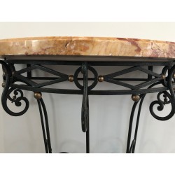 Rare Petite Console Demi-Lune en Fer Forgé à Décors de Feuilles et Flèches et Plateau de Marbre, Travail Français, Vers 1940