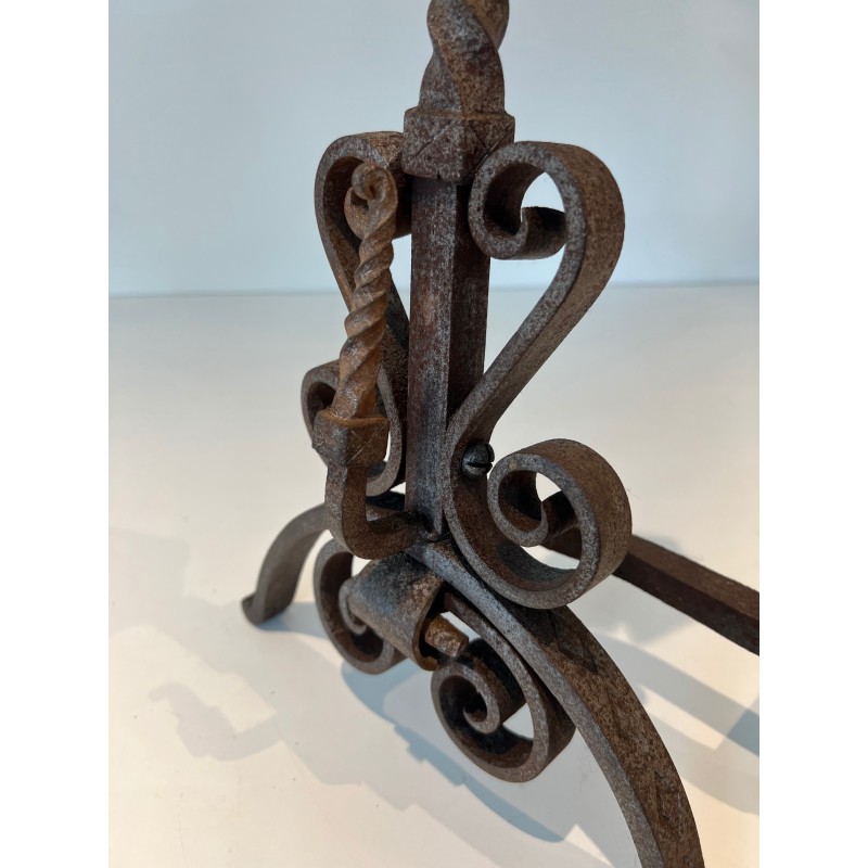 Paire de Chenets en Fer Forgé à Décors de Feuillages et Volutes, Travail Français, Vers 1900