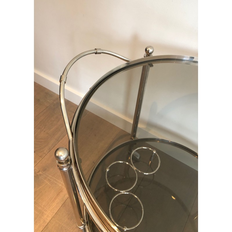 Table Roulante Ronde en Métal Argenté à Plateaux de Verre Fumé, Travail Français, Vers 1970