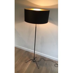 Lampadaire en Métal Laqué Noir et Laiton, Travail Français, vers 1950 | Maison BARROIS