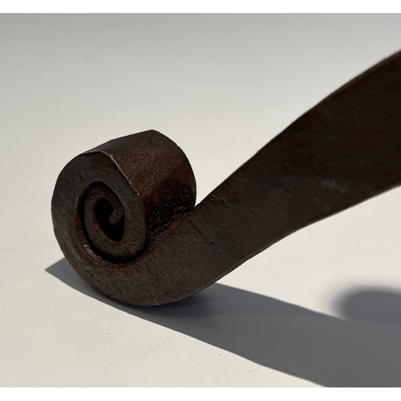 Paire de Chenets en Fer Forgé, Travail Français dans le Goût de Jacques Adnet, Vers 1950