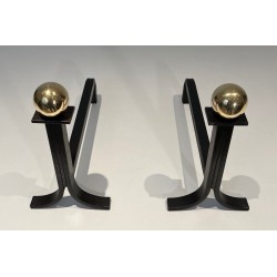 Paire de Chenets Modernistes en Acier, Laiton et Fer Forgé, Travail Français dans le Goût de Jacques Adnet, Vers 1940