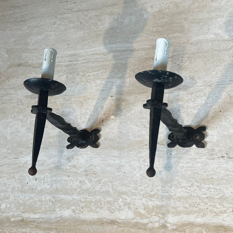 Paire d'Appliques en Fer Forgé de Style Gothique