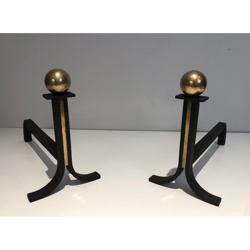 Paire de Chenets Modernistes en Acier, Fer Forgé et Laiton, dans le Goût de Jacques Adnet, Vers 1940