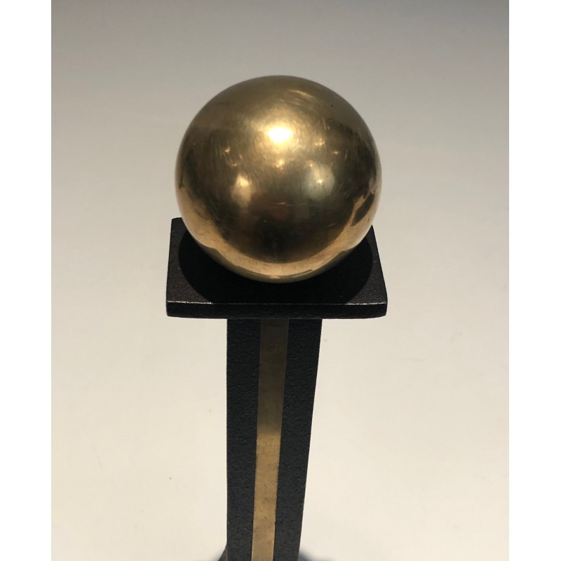 Paire de Chenets Modernistes en Acier, Fer Forgé et Laiton, dans le Goût de Jacques Adnet, Vers 1940
