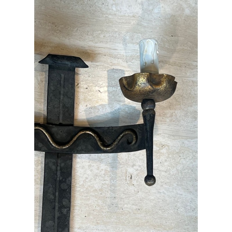 Paire d'Appliques en Fer Forgé au Blason à 2 Bras de Lumière