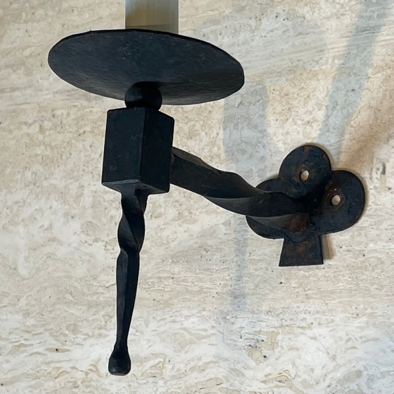 Suite de Quatre Appliques en Fer Forgé