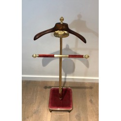 Valet de Nuit Néoclassique en Laiton et Velours Rouge, Maison Jansen, Vers 1940