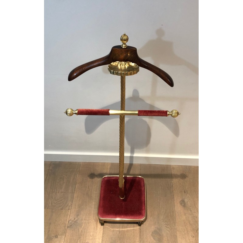 Neoclassical Brass and Red Velvet Gentleman's Valet Stand, Maison Jansen, Circa 1940