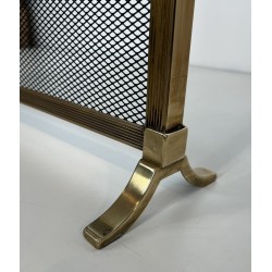 Louis XVI Style Brass Fireplace Screen with Decorative Mesh, French Work in the Taste of Maison Jansen, Circa 1940