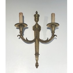 Importante Paire d'Appliques en Bronze de Style Louis XVI