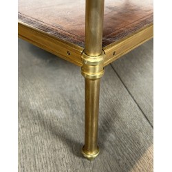 Importante Table Basse Néoclassique en Laiton à Deux Plateaux de Cuir, Maison Jansen, Vers 1940