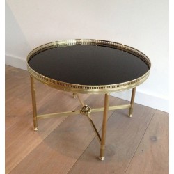 Neoclassical Round Brass Coffee Table with Black Lacquered Glass Top, Maison Baguès, Circa 1940