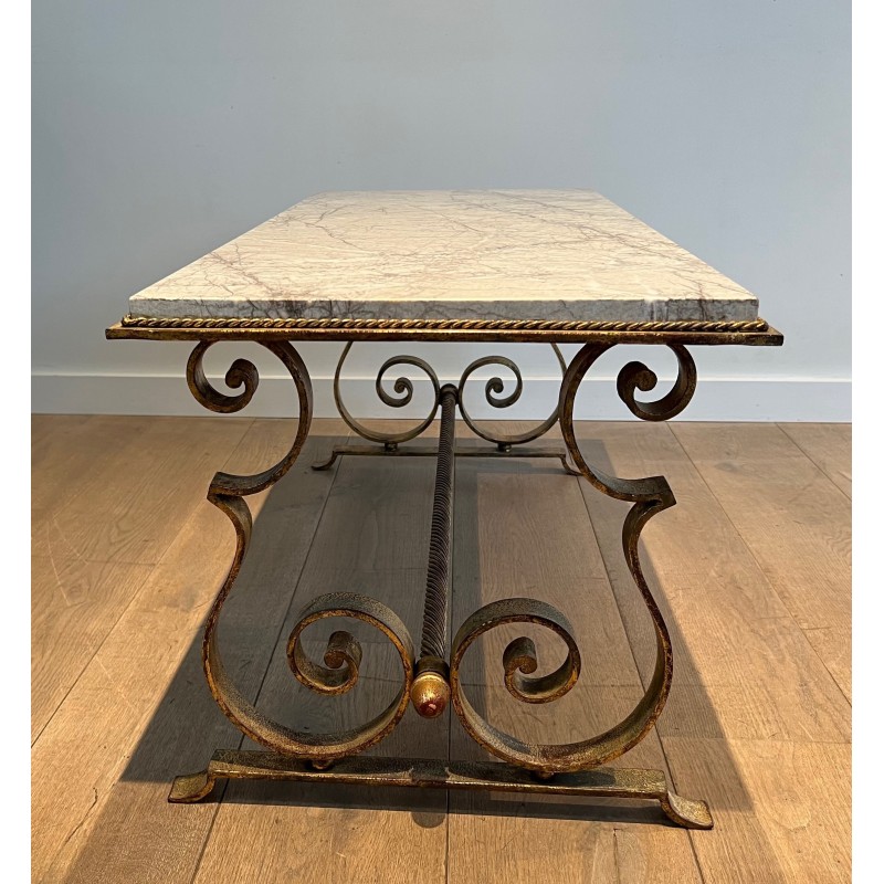 Table Basse en Fer Forgé Doré à Plateau de Marbre, Travail Français, Vers 1940