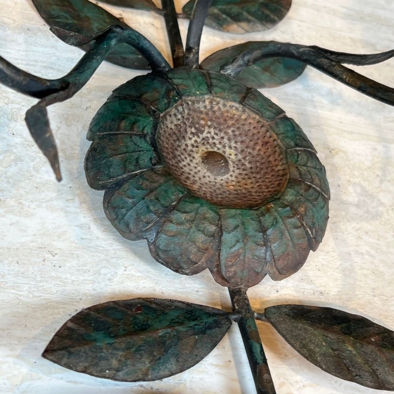 Paire d' Appliques Décoratives aux Tournesols et Feuillages en Métal Patiné