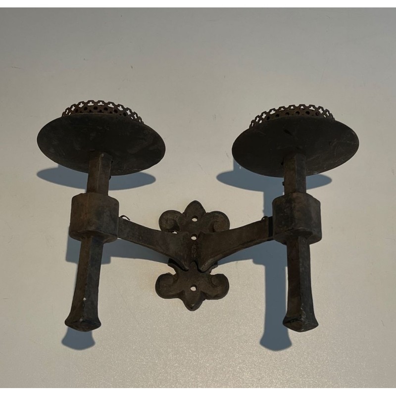 Paire d'Appliques en Fer Forgé à 2 Bras de Lumière de Style Gothique