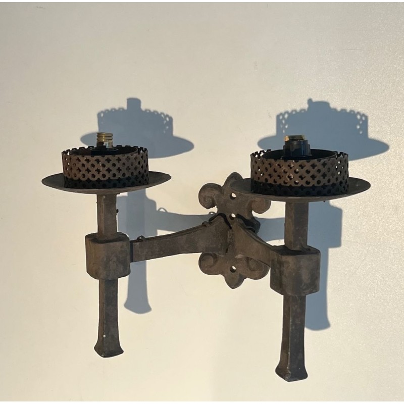 Paire d'Appliques en Fer Forgé à 2 Bras de Lumière de Style Gothique