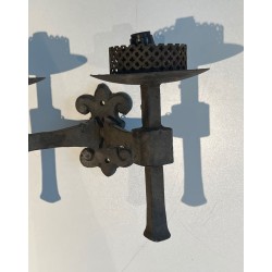 Paire d'Appliques en Fer Forgé à 2 Bras de Lumière de Style Gothique