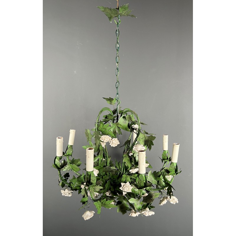 Important Eight-Arm Foliage Chandelier in Painted Sheet Metal and Porcelain Flowers, French Work, Circa 1970