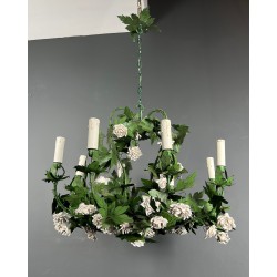 Important Lustre Feuillage à Huit Bras de Lumière en Tôle Peinte et Fleurs de Porcelaine, Travail Français, Vers 1970