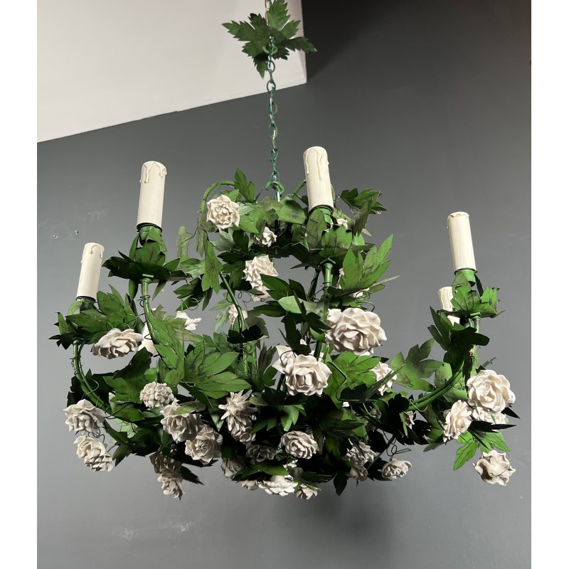 Important Eight-Arm Foliage Chandelier in Painted Sheet Metal and Porcelain Flowers, French Work, Circa 1970