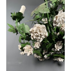 Important Eight-Arm Foliage Chandelier in Painted Sheet Metal and Porcelain Flowers, French Work, Circa 1970