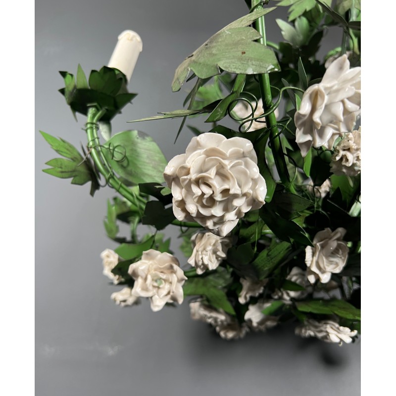 Important Lustre Feuillage à Huit Bras de Lumière en Tôle Peinte et Fleurs de Porcelaine, Travail Français, Vers 1970