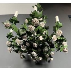 Important Lustre Feuillage à Huit Bras de Lumière en Tôle Peinte et Fleurs de Porcelaine, Travail Français, Vers 1970