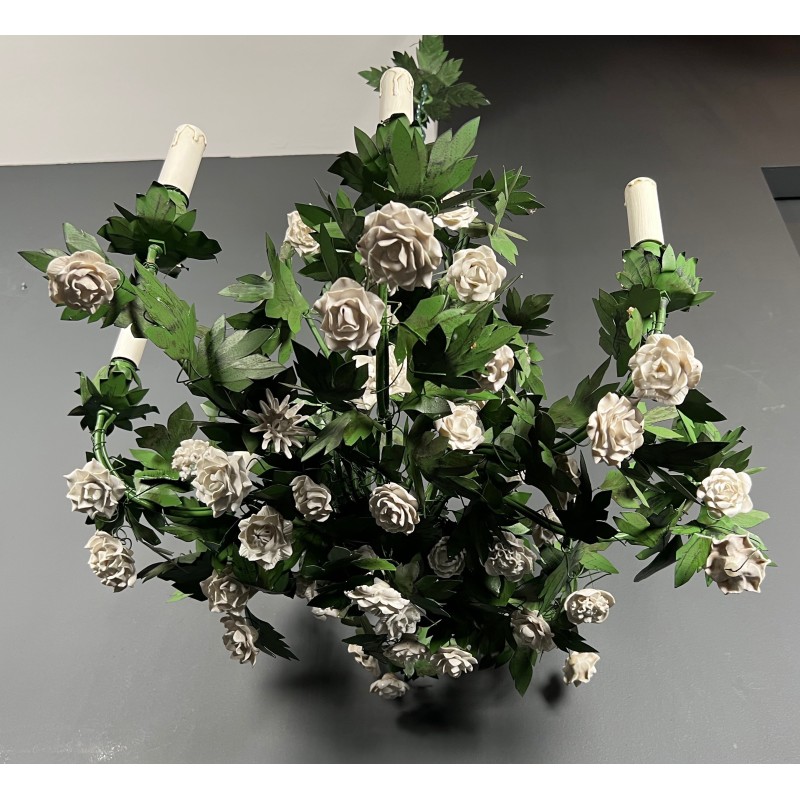 Important Lustre Feuillage à Huit Bras de Lumière en Tôle Peinte et Fleurs de Porcelaine, Travail Français, Vers 1970