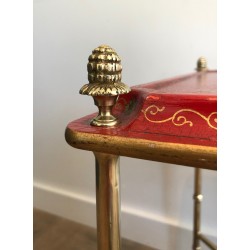Boût de Canapé en Bronze et Plateau Laqué Rouge à Décors Dorés de la Maison Baguès