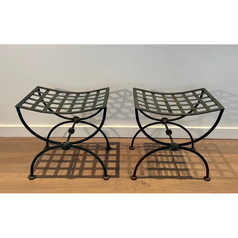 Paire de Tabourets Curules en Fer Forgé et Métal Patiné, Travail Français, Vers 1940