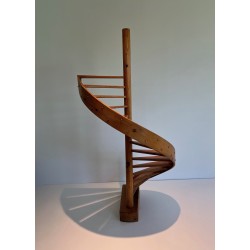 Escalier de Maîtrise en Sapin