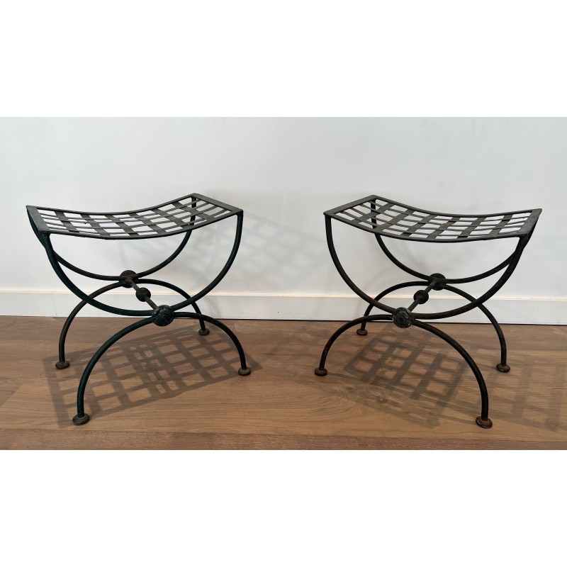 Paire de Tabourets Curules en Fer Forgé et Métal Patiné, Travail Français, Vers 1940