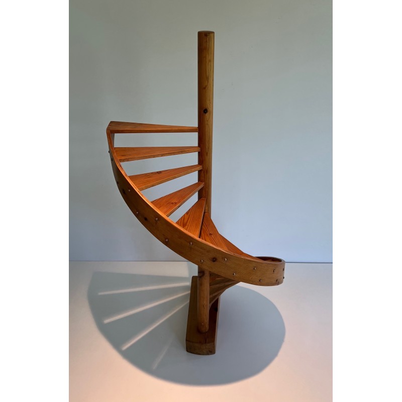 Escalier de Maîtrise en Sapin