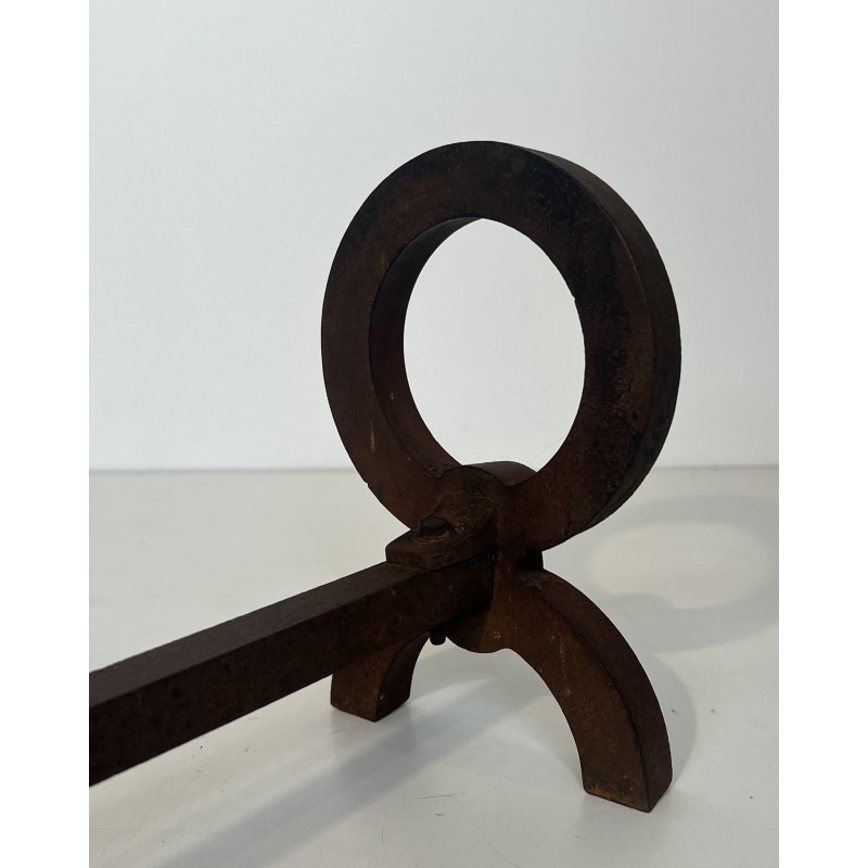 Paire de Chenets Modernistes en Fer Forgé, dans le Goût de Jacques Adnet, Travail Français, Vers 1950