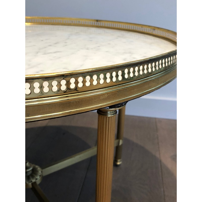 Petite Table Basse ou Bout de Canapé en Laiton à Plateau de Marbre Blanc de Carrare, Maison Baguès, Vers 1940