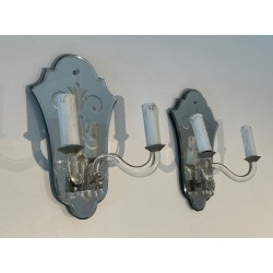 Pair of Murano Art Déco Wall Lights with Engraved Mirror and Crystal | circa 1940