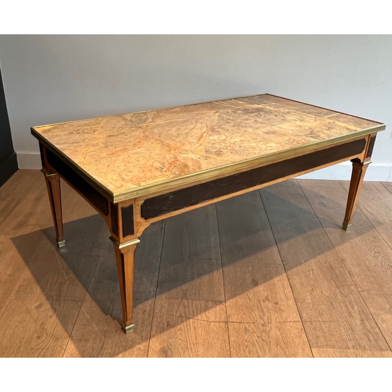 Table Basse de Style Néoclassique en Bois Patiné et Laiton à Plateau de Marbre, Travail Français, Vers 1940