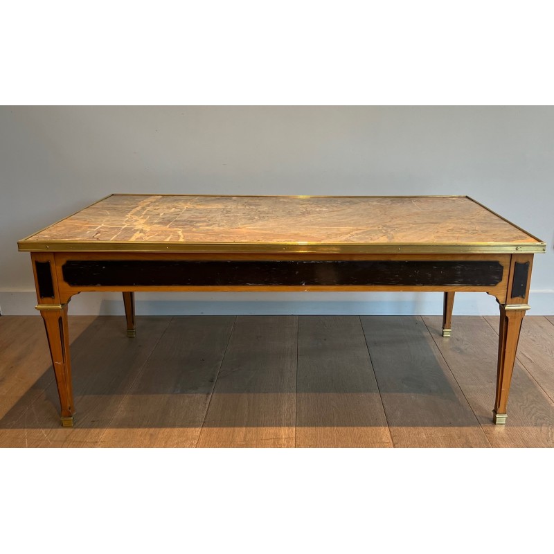 Table Basse de Style Néoclassique en Bois Patiné et Laiton à Plateau de Marbre, Travail Français, Vers 1940