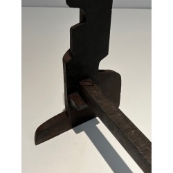 Paire de Chenets Modernistes en Fonte et Fer Forgé, Travail Français, Vers 1940