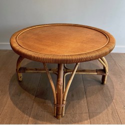 Table Basse Ronde en Rotin à Plateau de Bois Attribuée à Audoux-Minet, Travail Français, Vers 1950