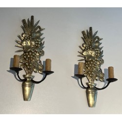 Paire d'Appliques en Bronze et Fer Forgé Représentant une Coupe de Fruits