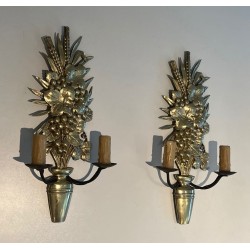 Paire d'Appliques en Bronze et Fer Forgé Représentant une Coupe de Fruits