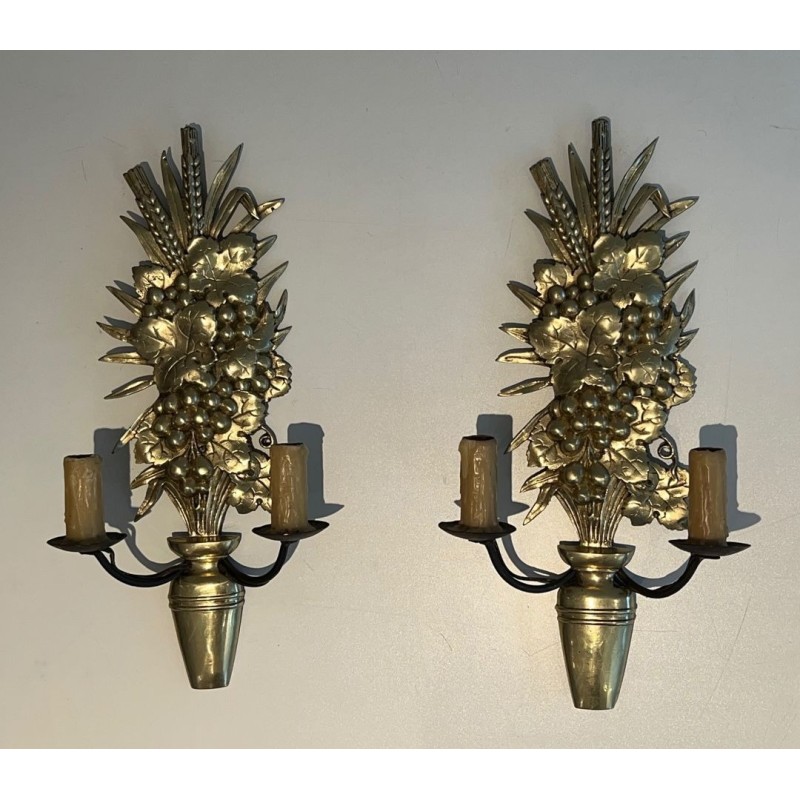 Paire d'Appliques en Bronze et Fer Forgé Représentant une Coupe de Fruits