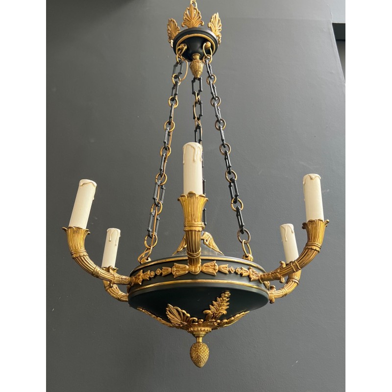 Lustre de Style Empire en Tôle Verte et Bronze Doré à Décors de Palmettes et Ornements, Travail Français, vers 1920