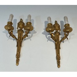 Suite de Quatre Appliques en Bronze de Style Louis XVI
