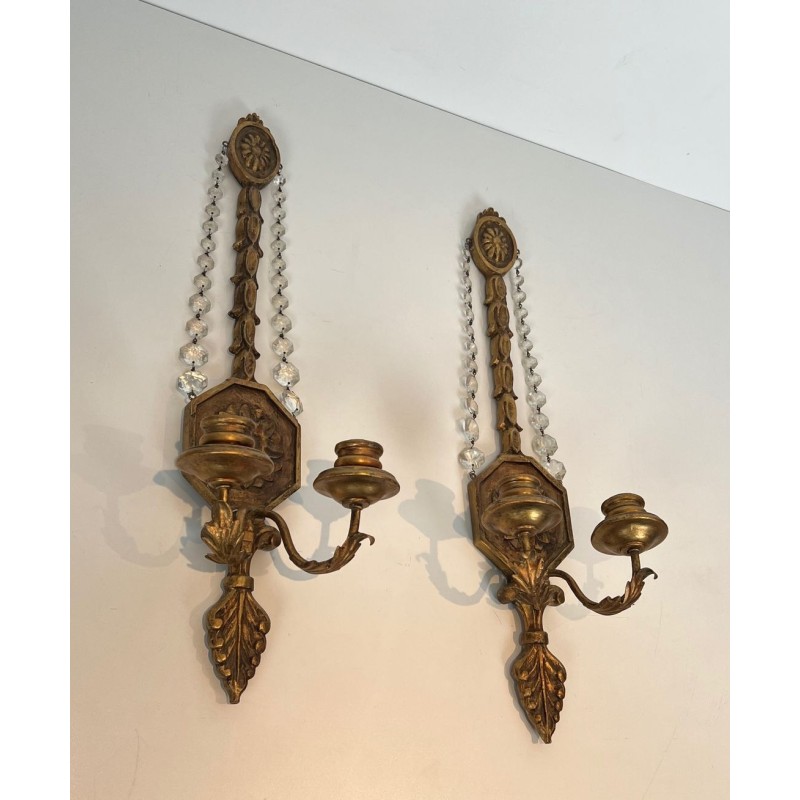 Important Pair of Louis the 16th Style Gilded Carved Wood Wall Sconces with Crystal Garlands