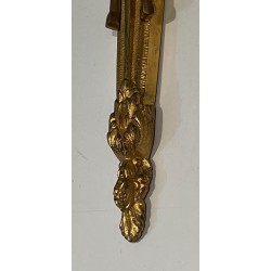 Suite de Quatre Appliques en Bronze de Style Louis XVI